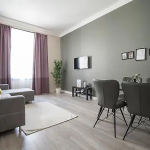Brand New Luxury 2 Bedroom Near Augarten Wenen