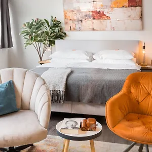 Urban Island I Riverside Wenen