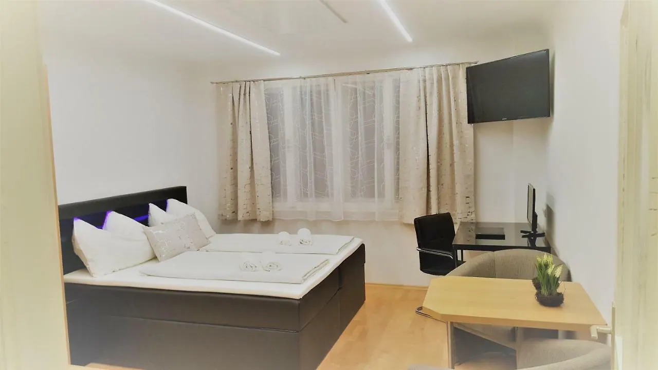 Vienna City Apartment In Mariahilfer Strasse 0*,